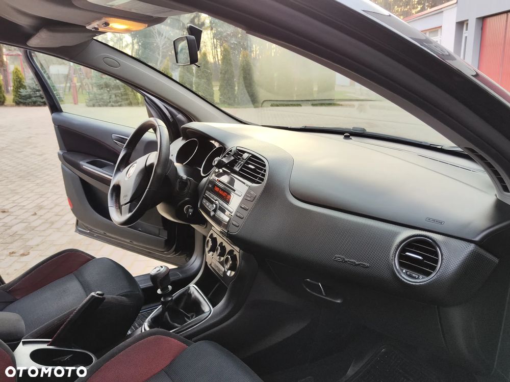 Fiat Bravo 1.4 T-JET 16V Dynamic - 25