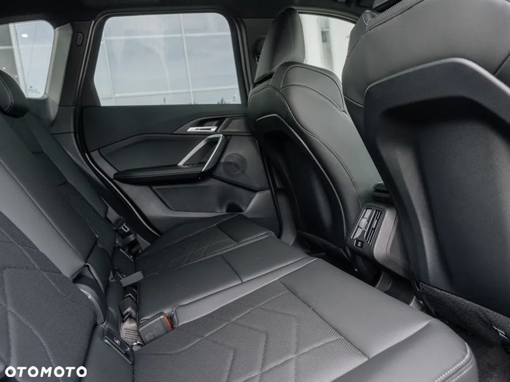 BMW X1 sDrive18d - 15