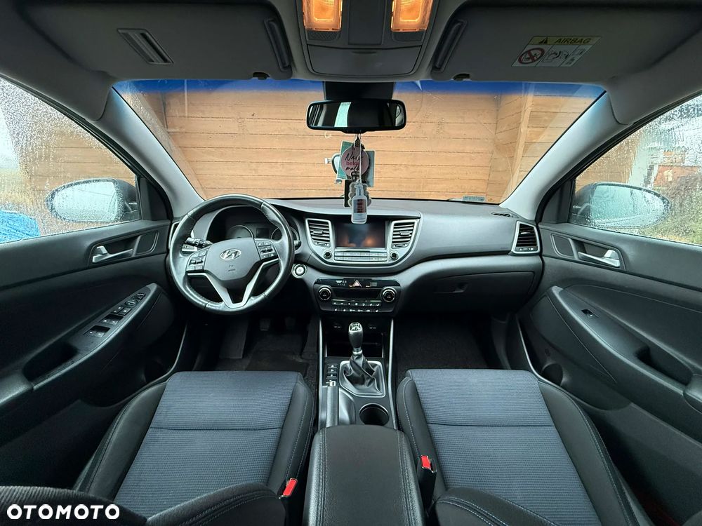 Hyundai Tucson 2.0 CRDI Comfort 4WD - 9