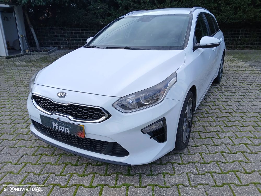 Kia Ceed SW 1.6 CRDi TX+SRF - 2