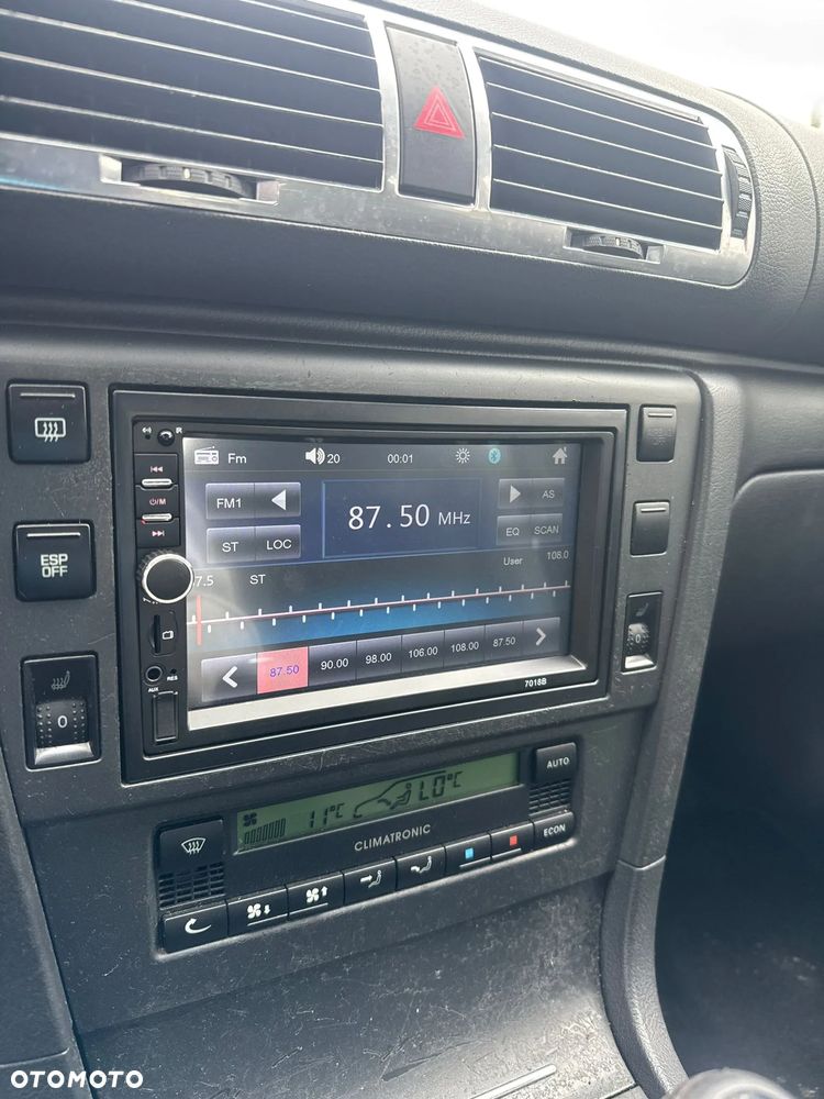 Skoda Superb 2.0 TDI DPF Ambiente - 12