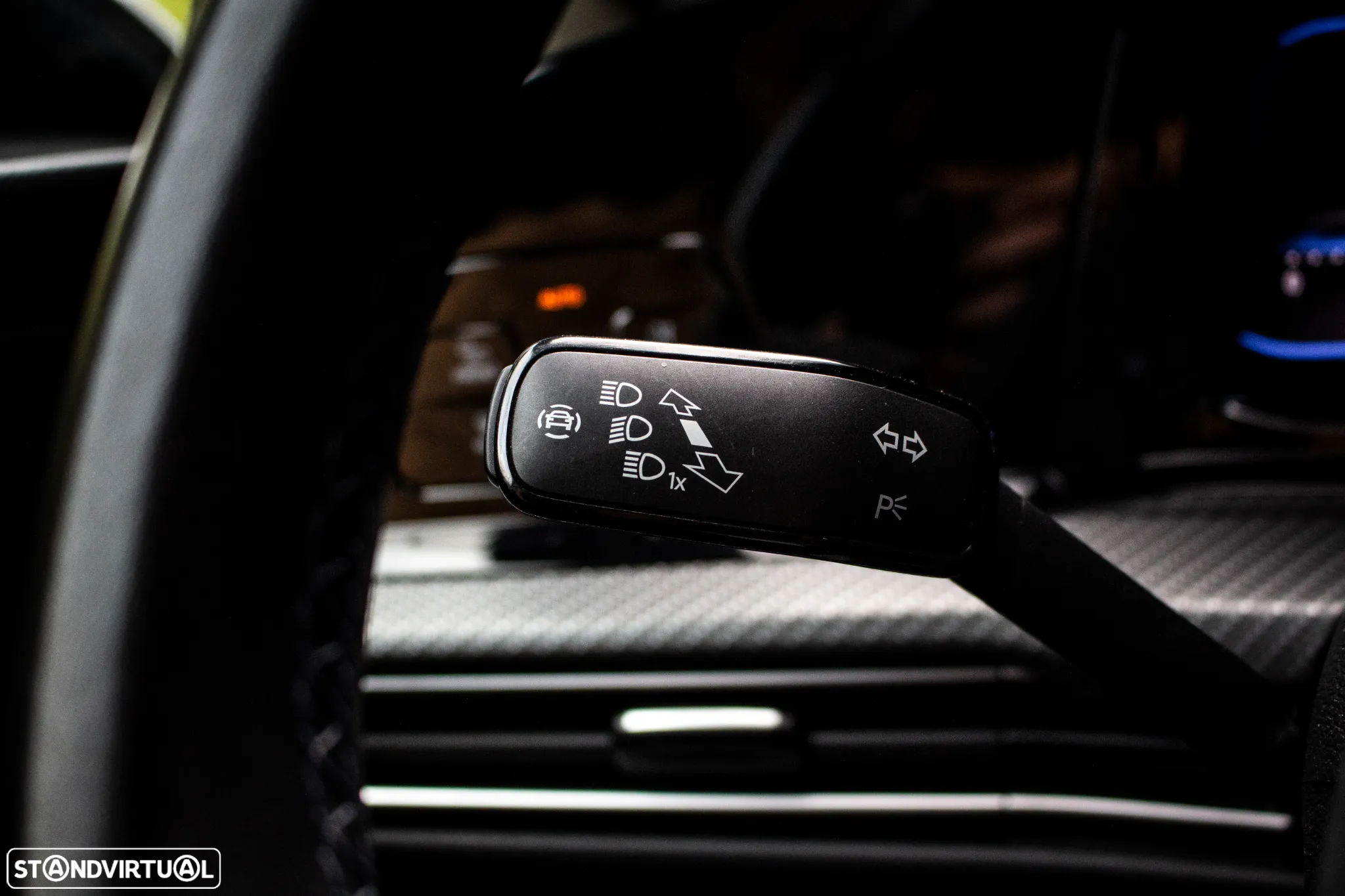 VW Golf 2.0 TSI R DSG - 18