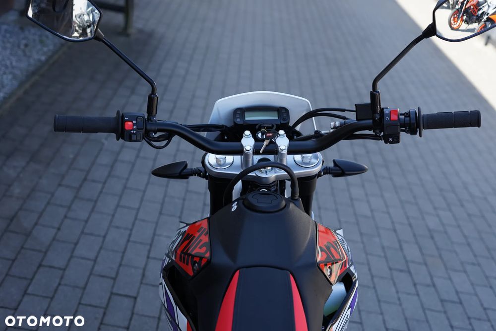 Aprilia RX - 16