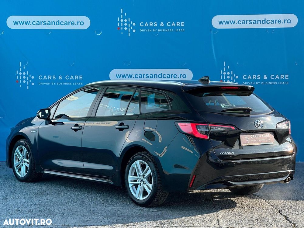 Toyota Corolla 2.0 HSD Dynamic interior Negru - 3