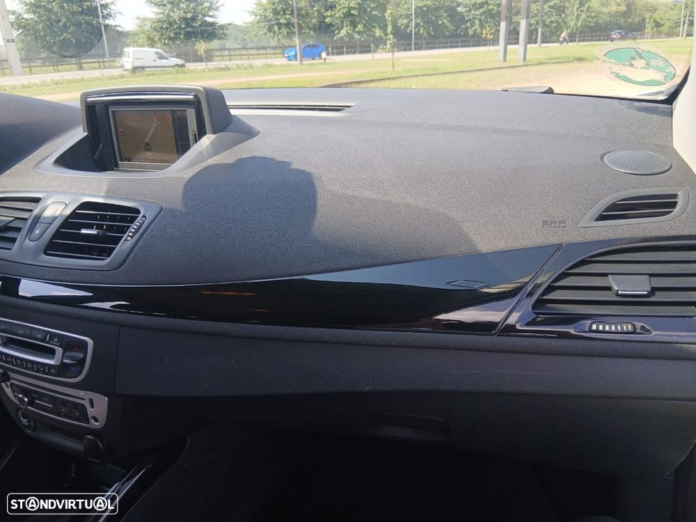Renault Mégane Sport Tourer ENERGY dCi 130 Start & Stopp Bose Edition - 6