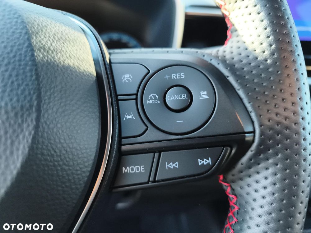 Toyota Corolla 2.0 Hybrid GR Sport Dynamic - 24