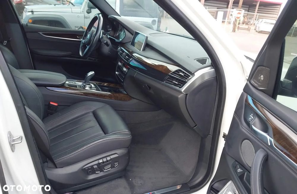 BMW X5 - 11