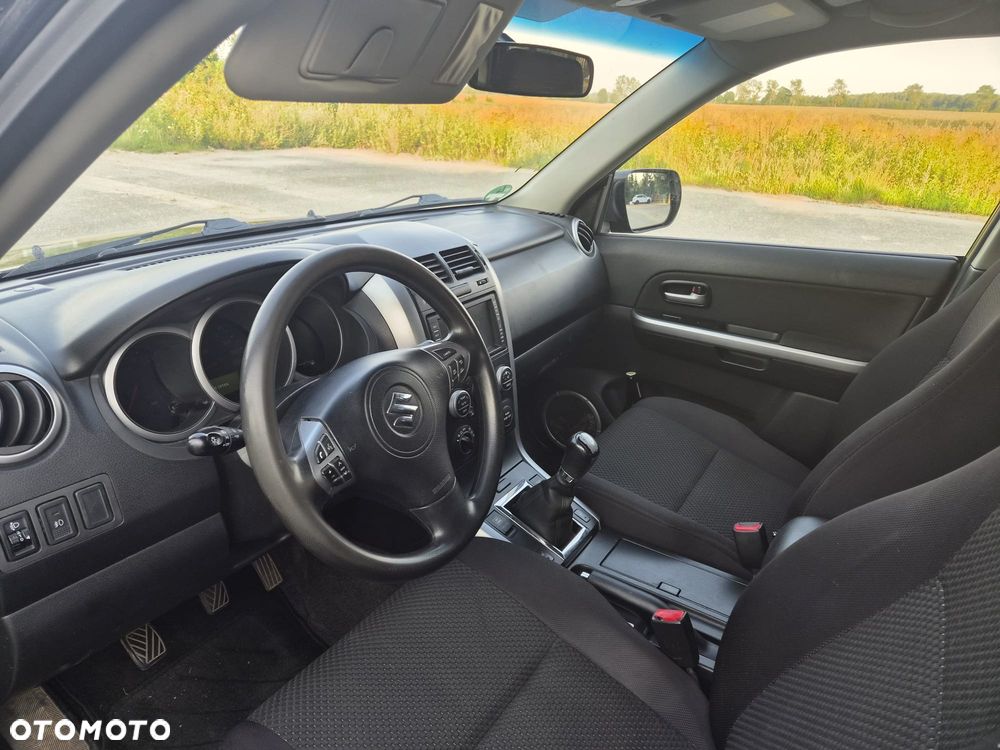 Suzuki Grand Vitara - 8