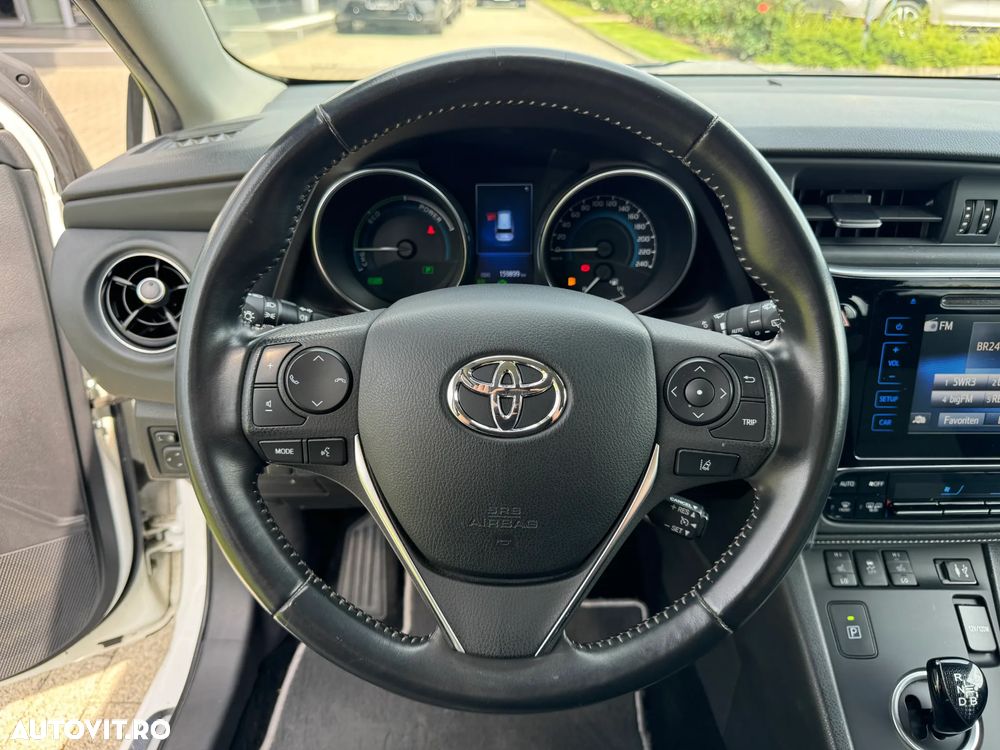 Toyota Auris 1.8 L VVT-i Sol+ - 13