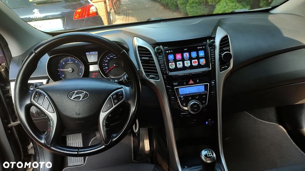 Hyundai i30 1.6 CRDi Premium - 24