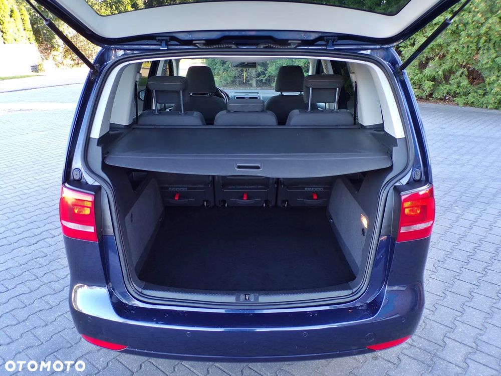 Volkswagen Touran 1.6 TDI DPF BlueMotion Technology MATCH - 28