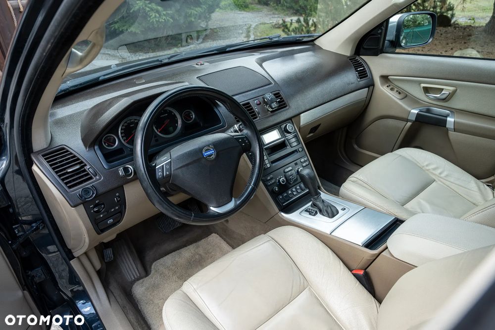 Volvo XC 90 - 23