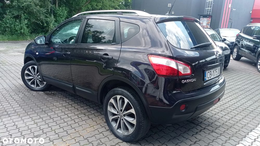 Nissan Qashqai 2.0 dCi DPF tekna - 10