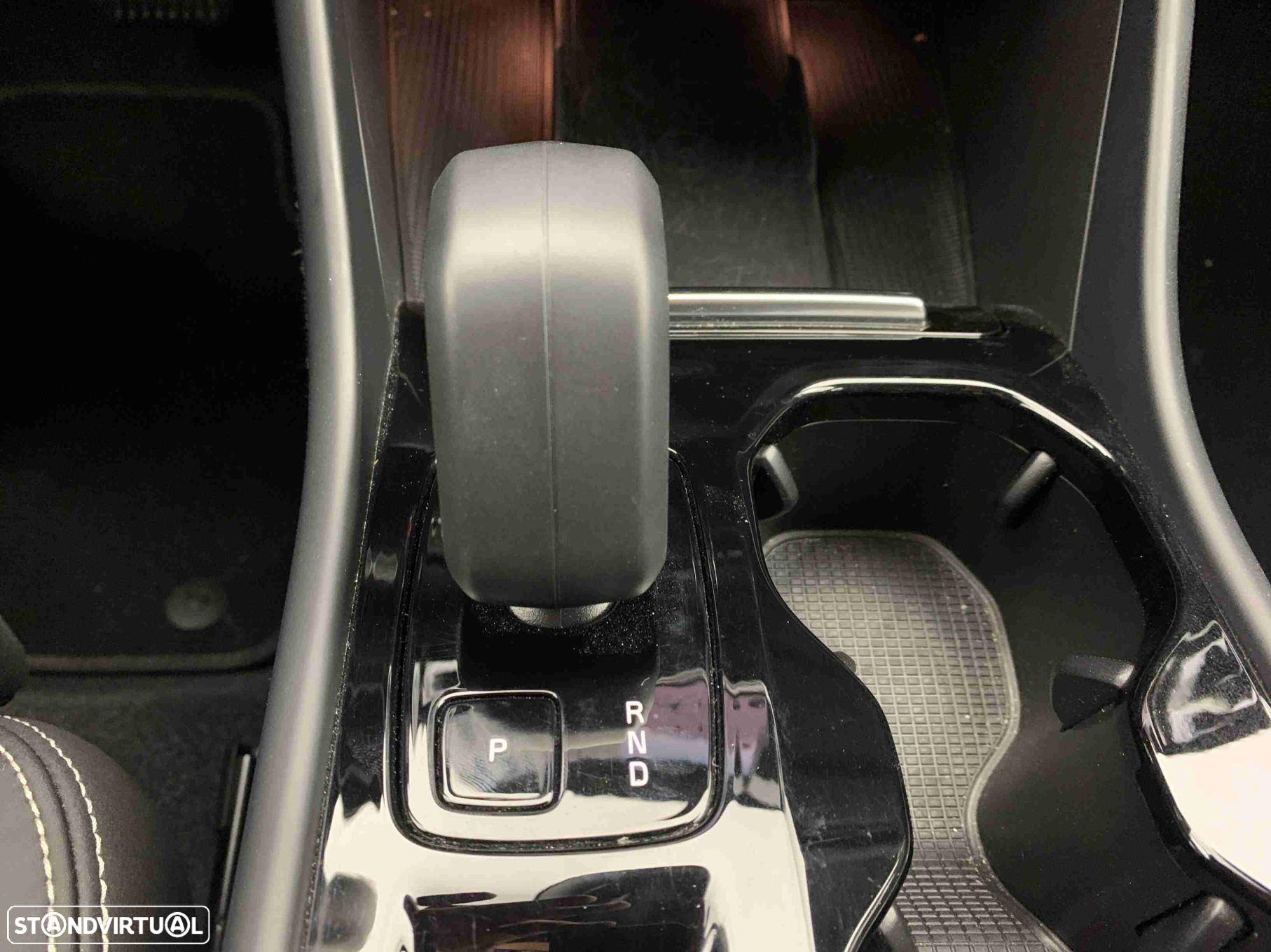 Volvo XC 40 1.5 T2 Plus Dark Auto - 10