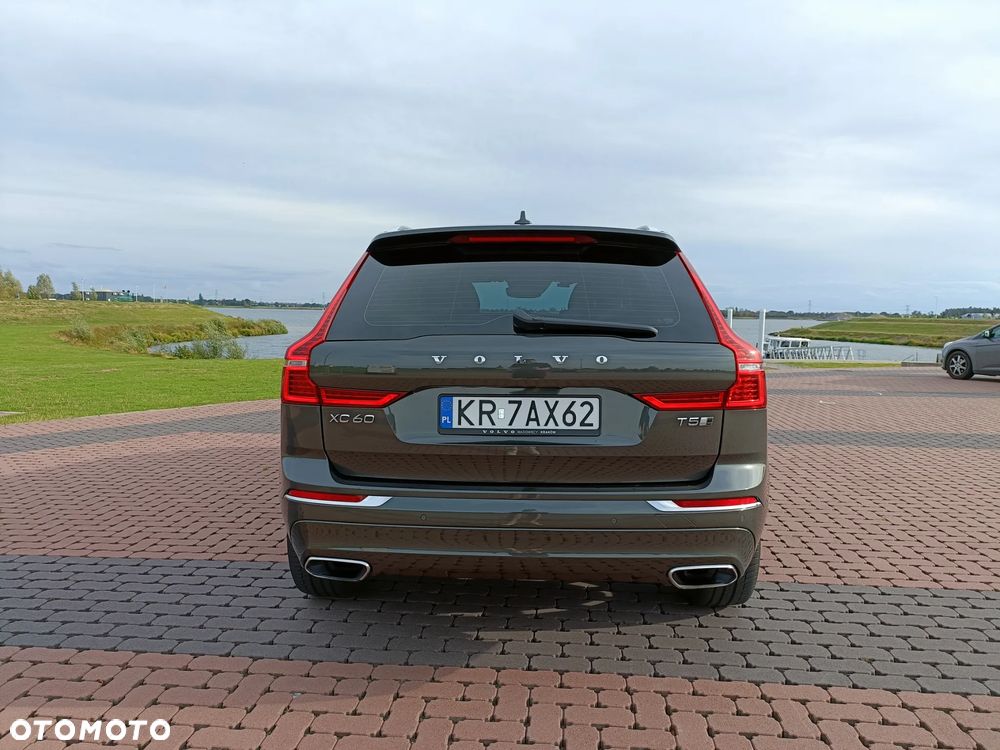 Volvo XC 60 T5 AWD Inscription - 4