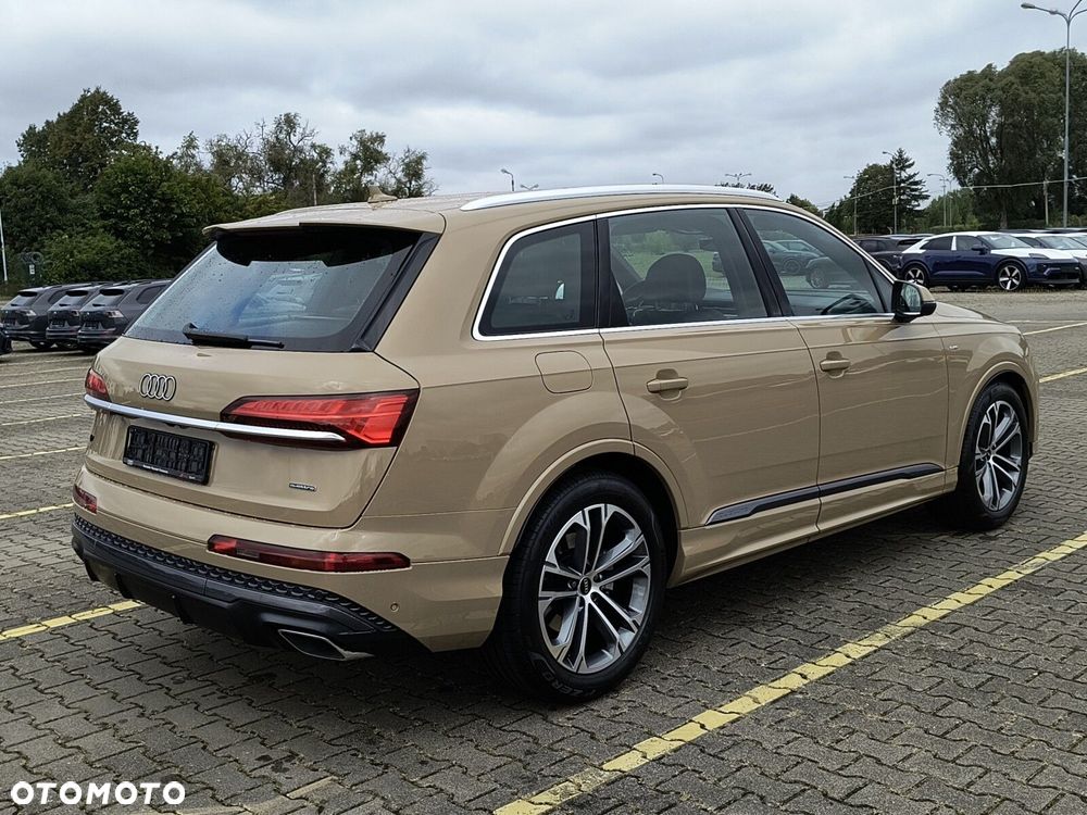 Audi Q7 - 8