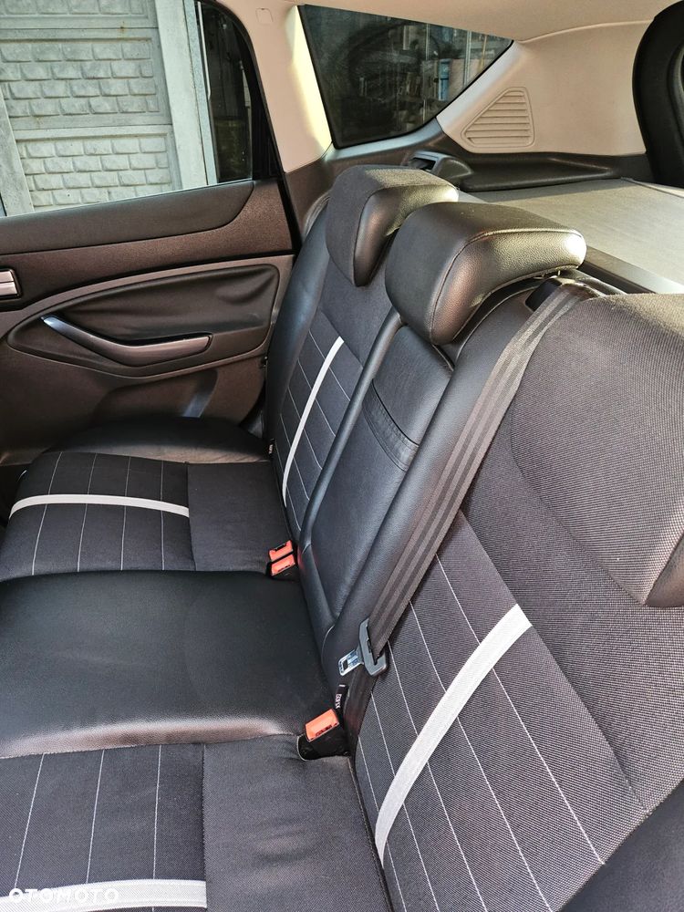 Ford Kuga 2.0 TDCi Titanium - 18