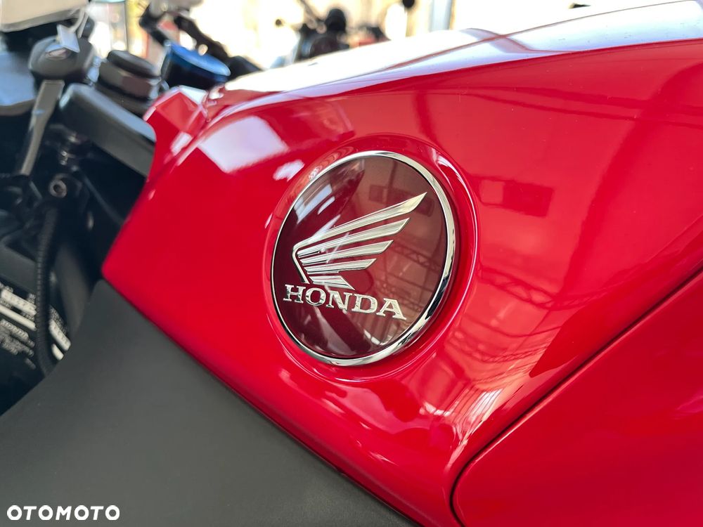 Honda CBR - 13