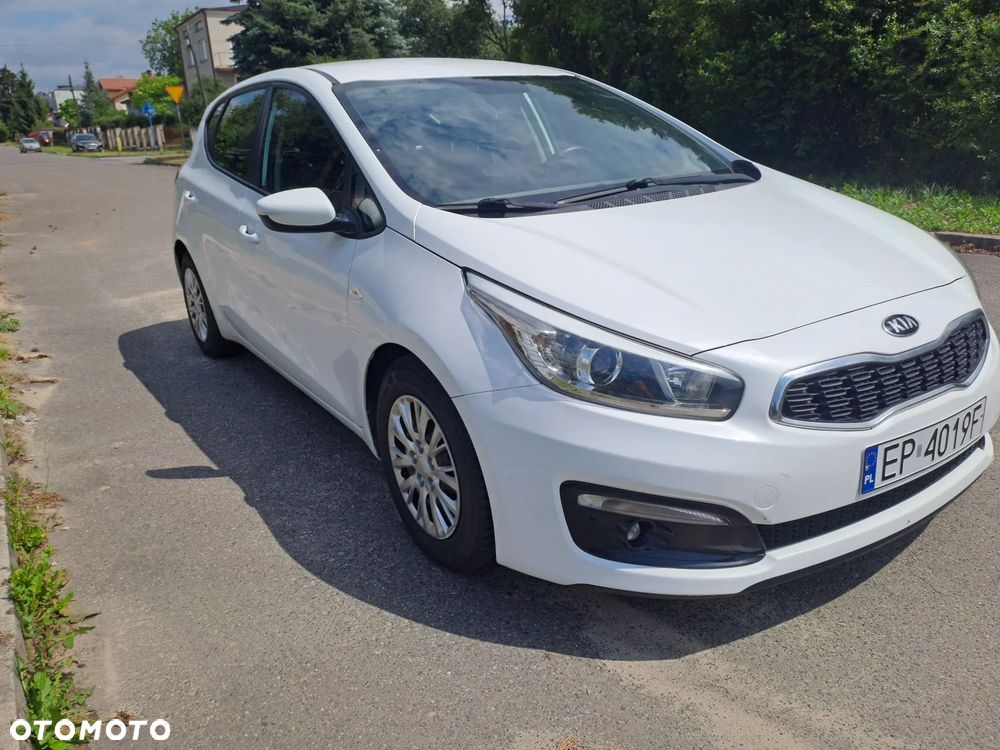 Kia Ceed - 3