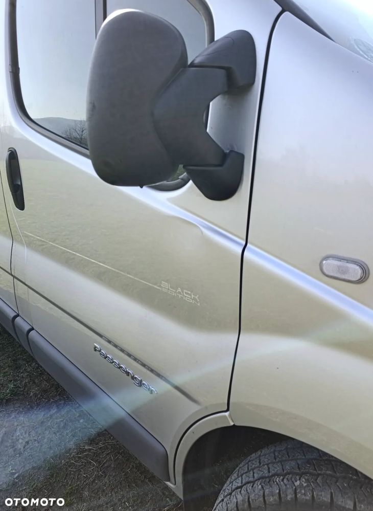Renault Trafic FAP Grand Passenger Black Edition - 15
