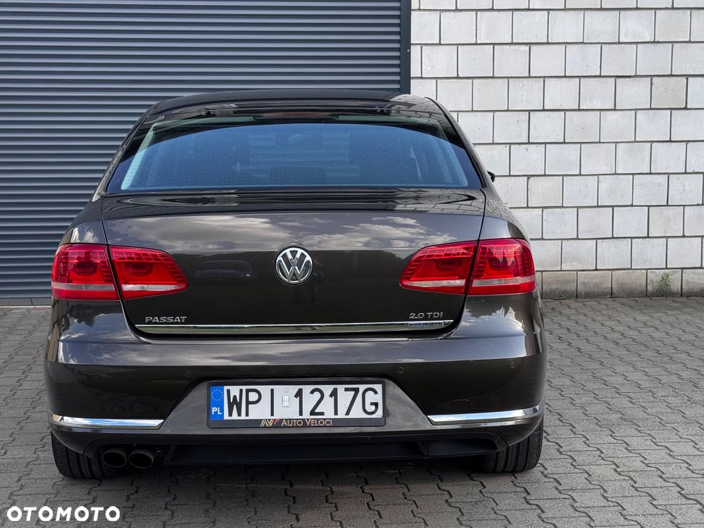 Volkswagen Passat 2.0 TDI Comfortline DSG - 15