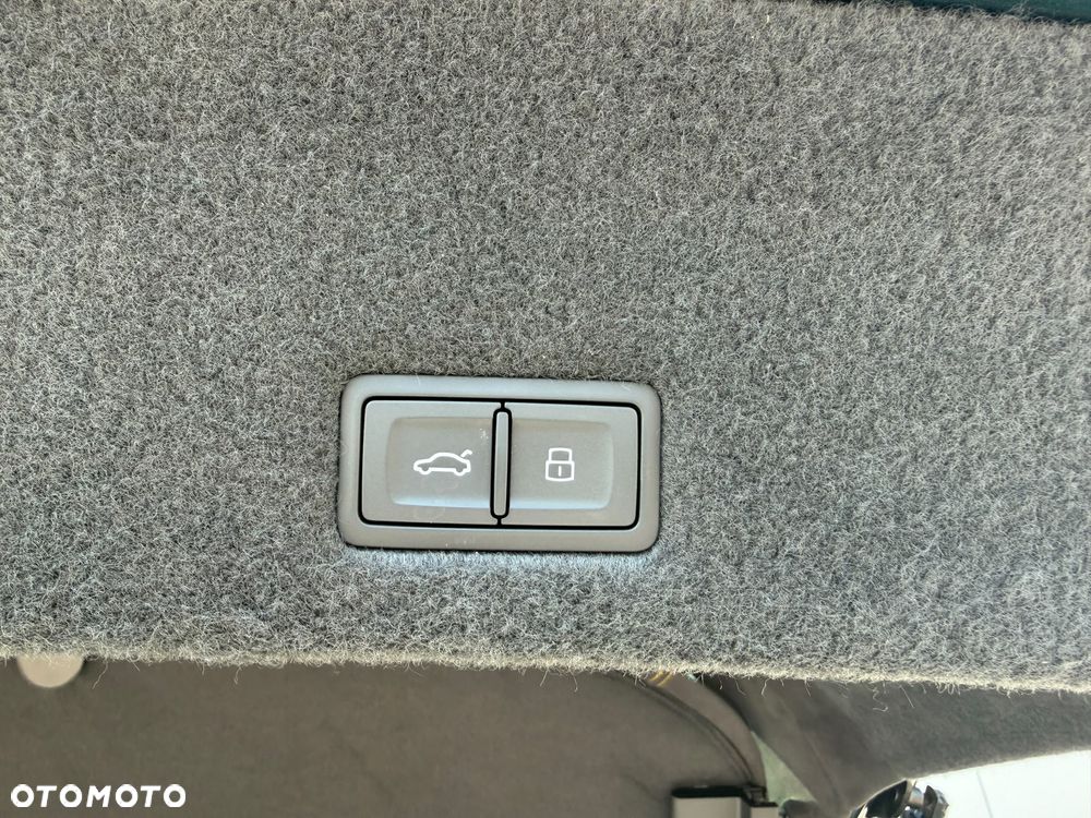 Lamborghini Urus - 20