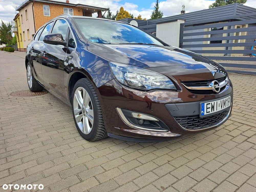 Opel Astra 1.7 CDTI Cosmo - 1