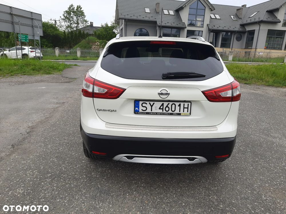 Nissan Qashqai 1.6 DIG-T Tekna+ - 6