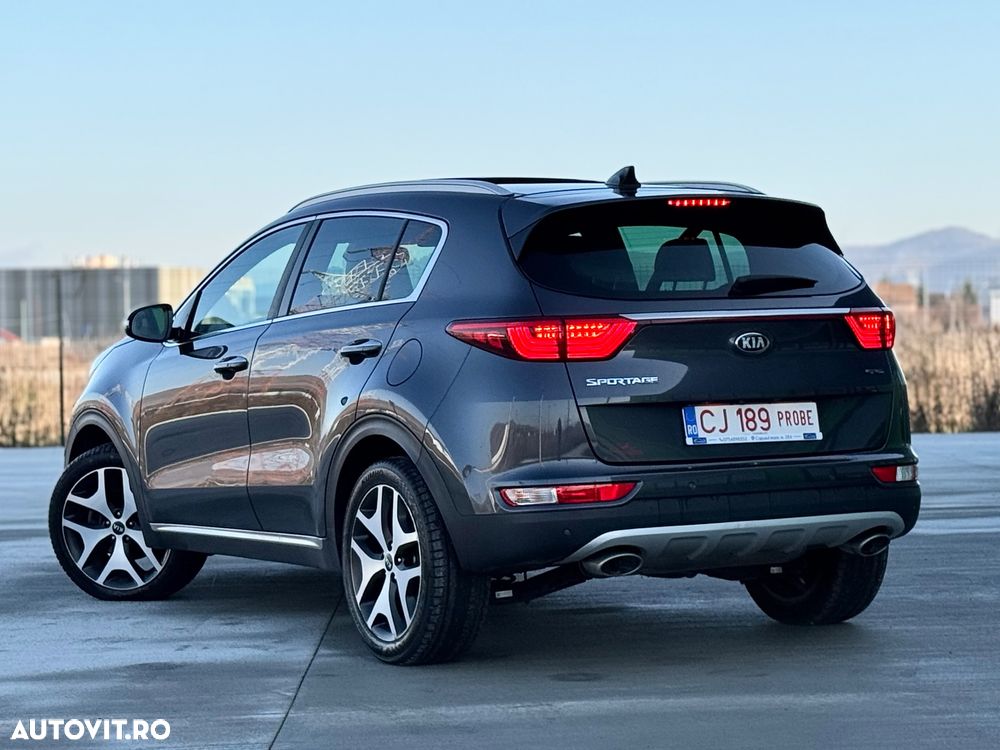 Kia Sportage 2.0 CRDI 2WD Spirit - 5