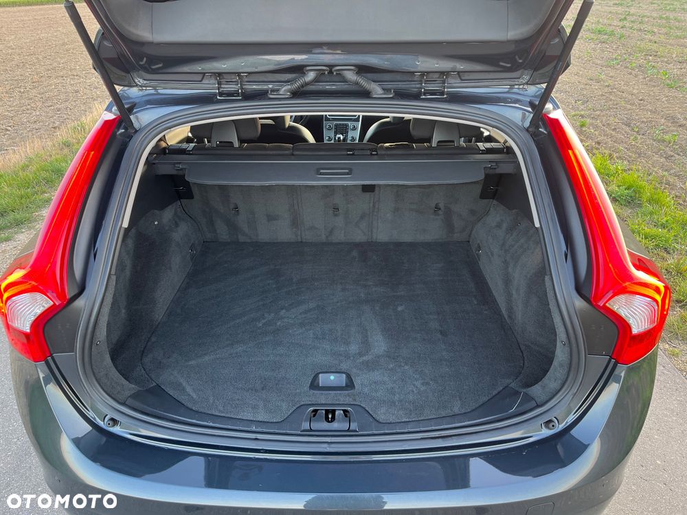 Volvo V60 D3 Drive-E Summum - 20