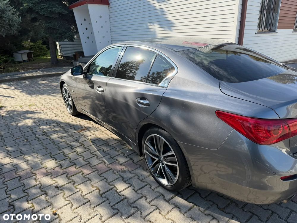 Infiniti Q50 2016 photo 3