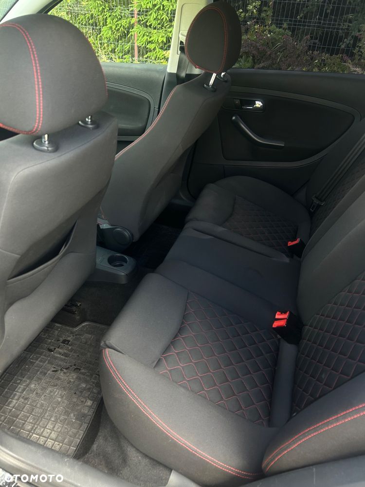 Seat Ibiza 1.4 16V 100 Sport - 9