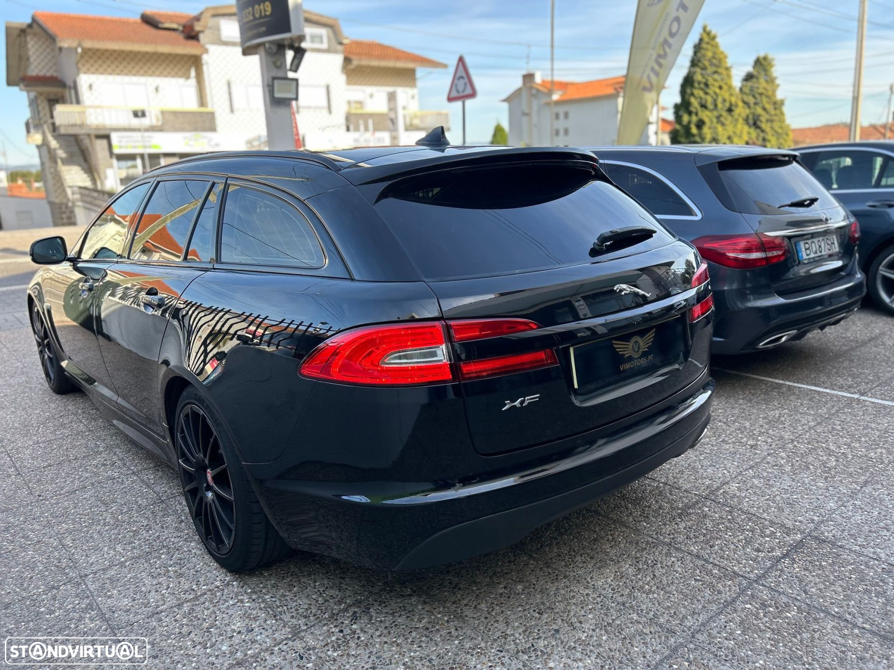 Jaguar XF Sportbrake 2.2 D R-Sport - 14