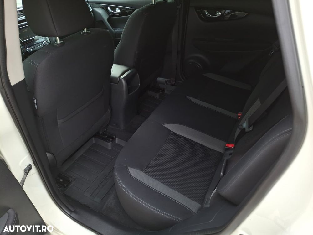 Nissan Qashqai - 16