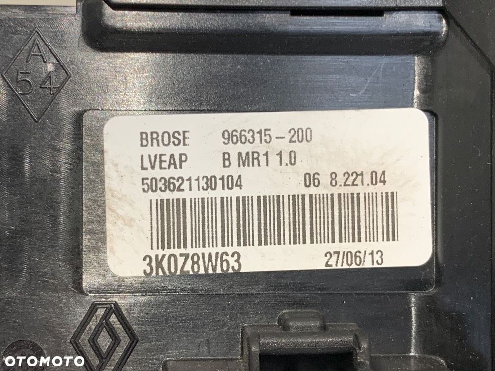 SILNIK PODNOSZENIA SZYBY LEWY PRZÓD - 99.00 PLN - RENAULT MEGANE III liftback (BZ0/1_, B3_) 2008 - - 5