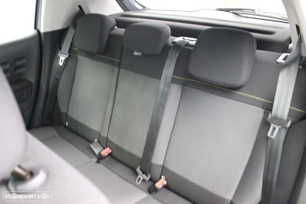 Citroën C3 1.2 PureTech Shine - 33