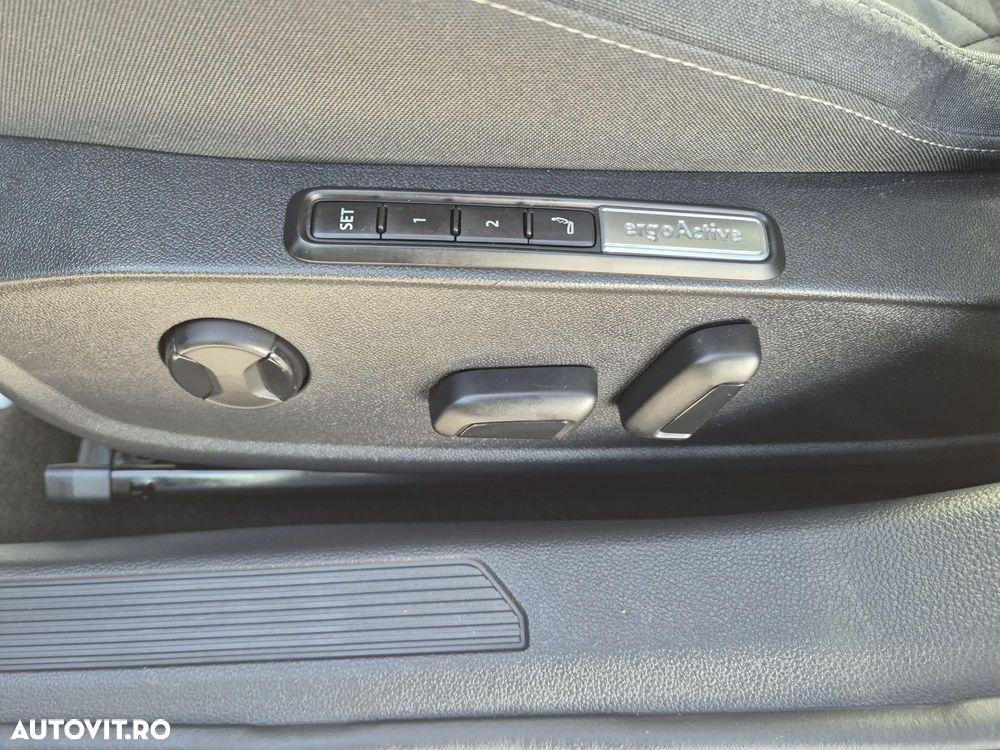 Volkswagen Golf Variant 2.0 TDI 150CP DSG Style - 10