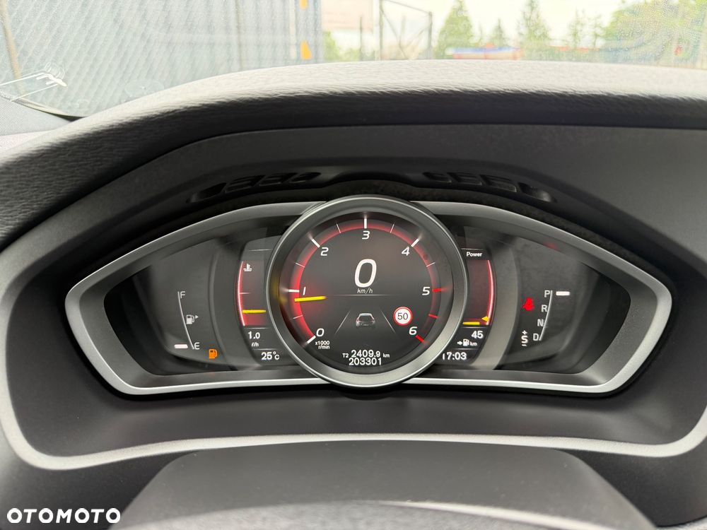 Volvo V40 Cross Country D4 Geartronic Summum - 17