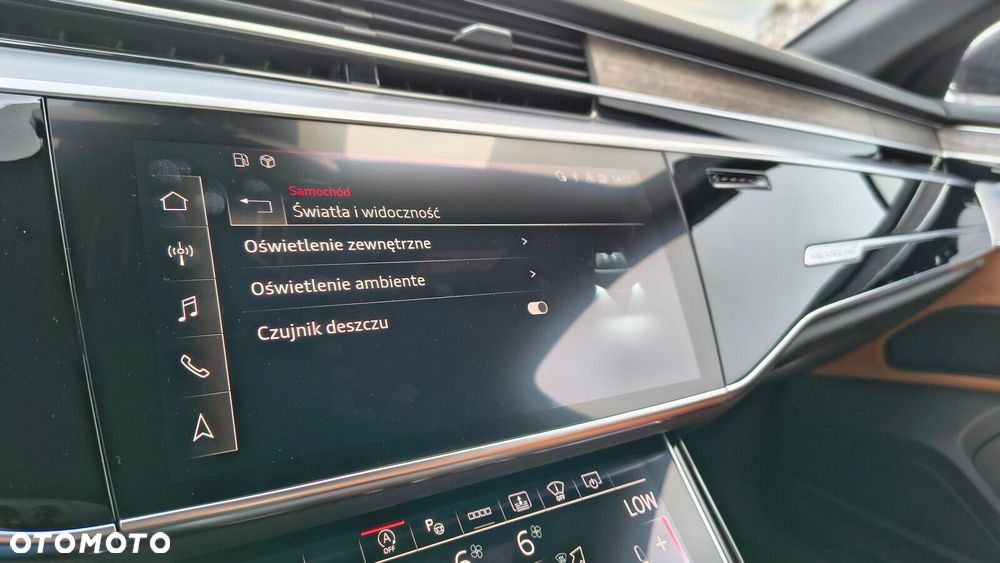 Audi A8 - 30