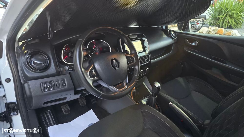 Renault Clio Sport Tourer 0.9 TCe Limited — fotografia 12