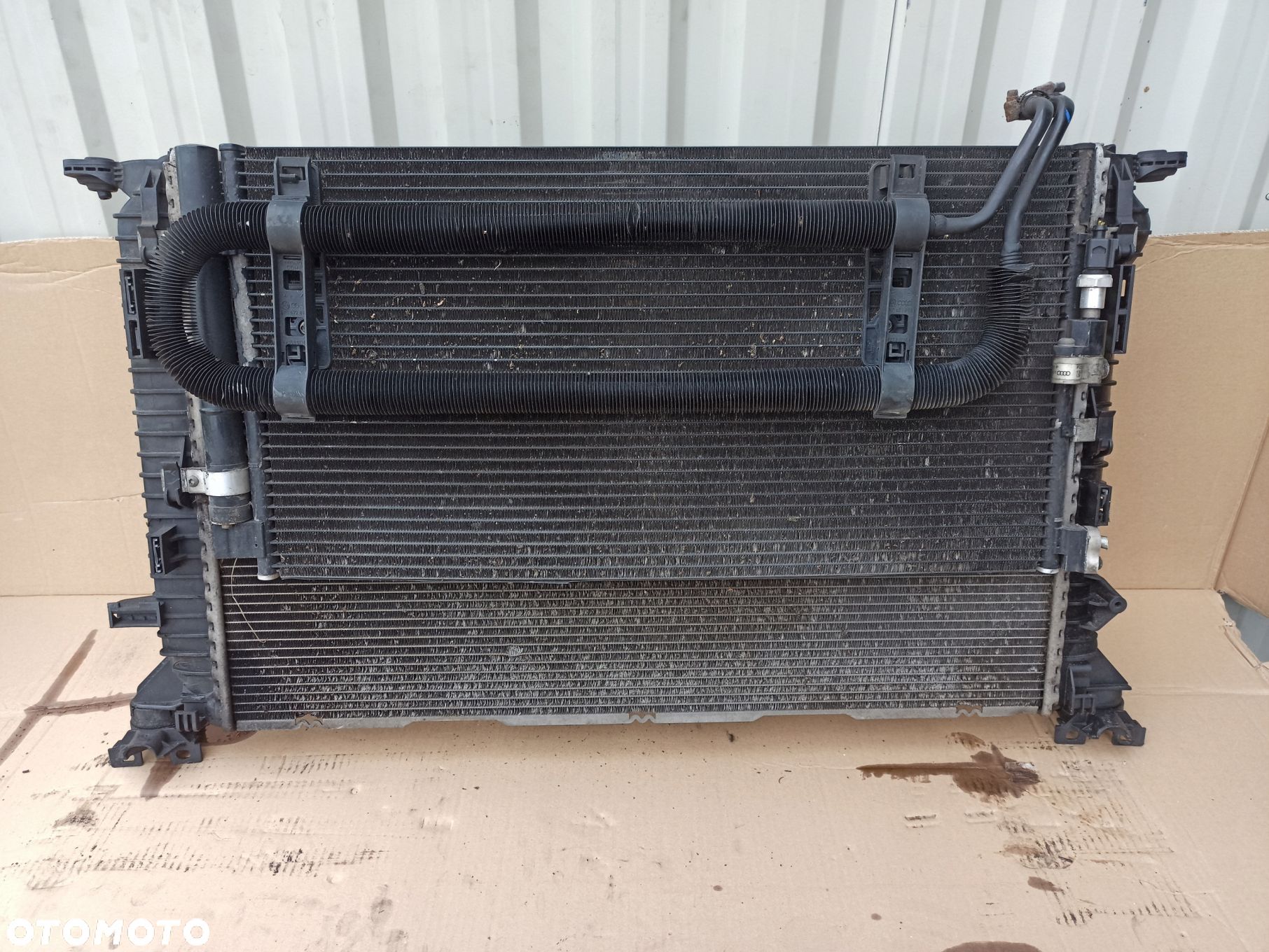 Komplet chłodnic wody AUDI A4 B8 3.2FSI Automat - 1