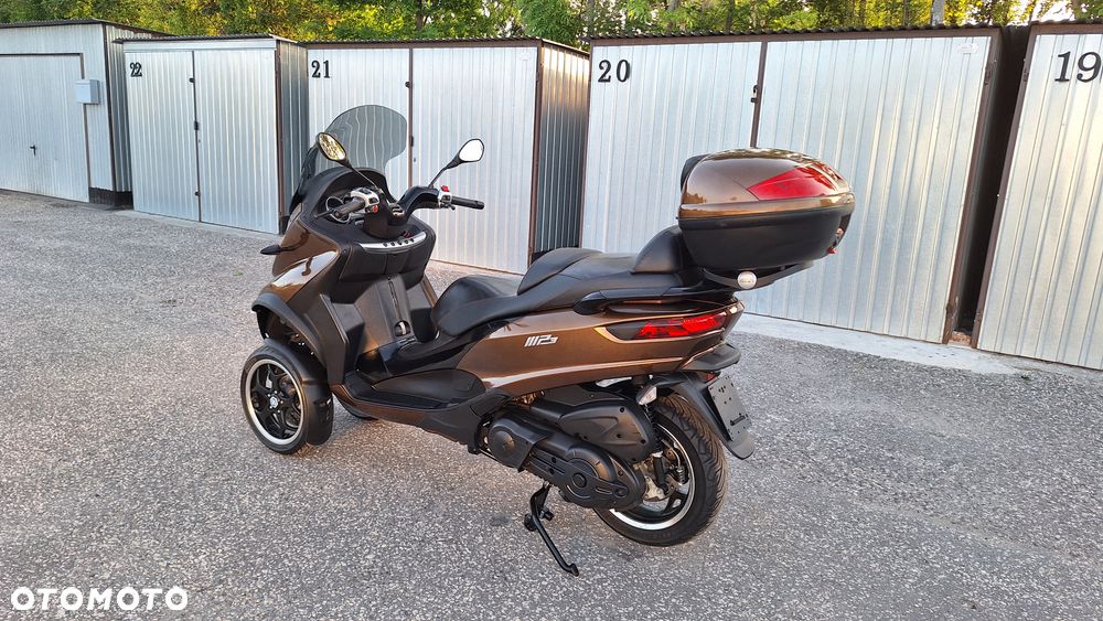 Piaggio MP-3 - 5