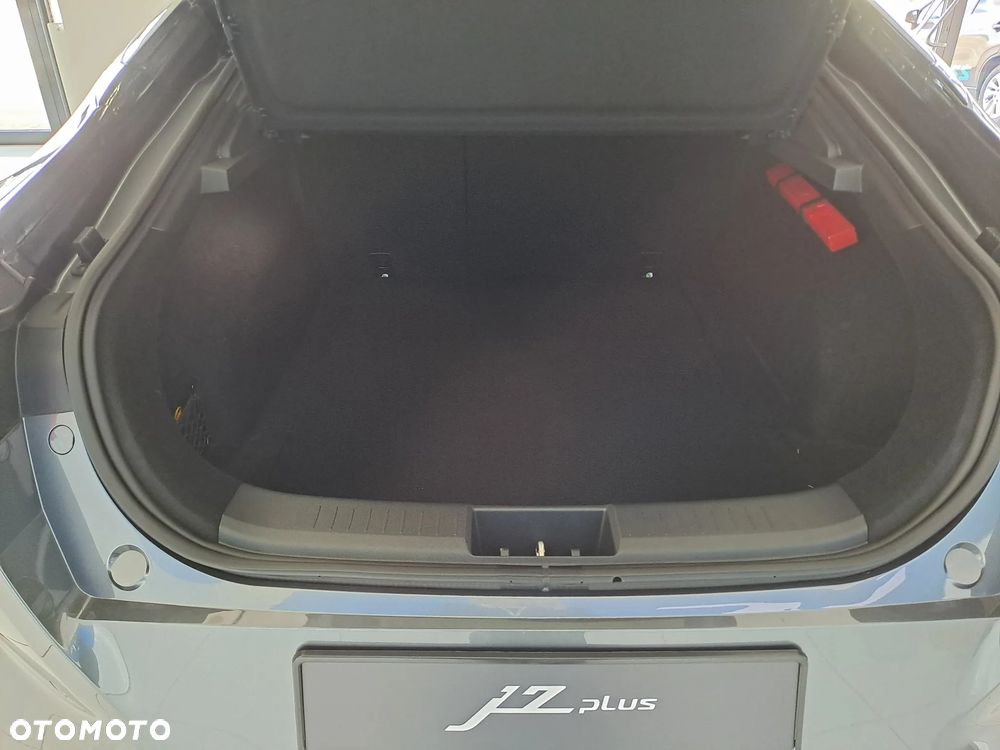 JAC J7 - 14