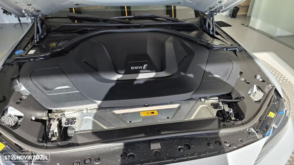 BMW i4 eDrive40 Pack Desportivo M - 26