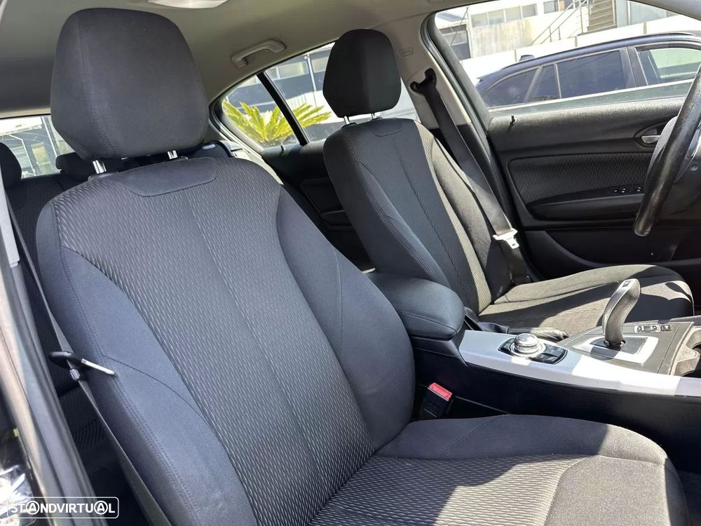 BMW 116 d Aut. Sport Line - 49