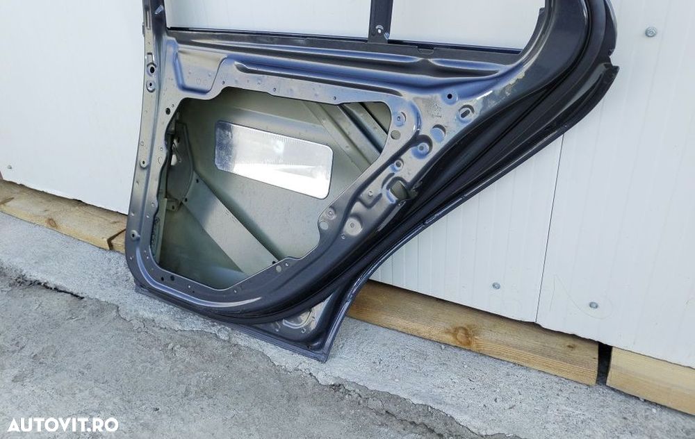 Usa spate dreapta Mercedes C-Class  W205 berlina, 2014, 2015, 2016, 2017, 2018, 2019, 2020, 2021,  cod origine OE - 8