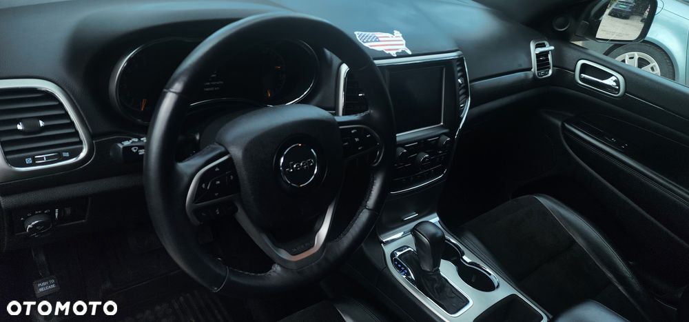 Jeep Grand Cherokee - 8