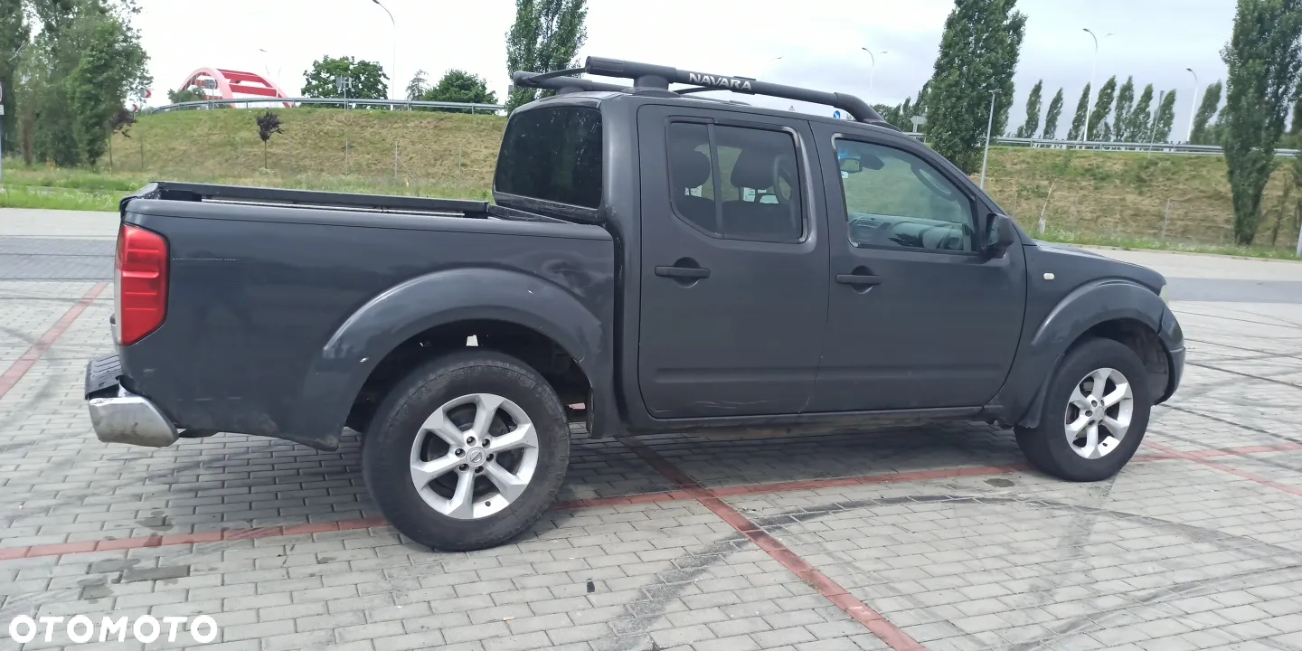 Nissan Navara 2.5 TDi Base / XE - 17