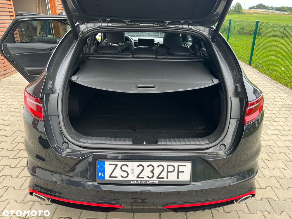 Kia ProCeed 1.6 T-GDI GT DCT - 19