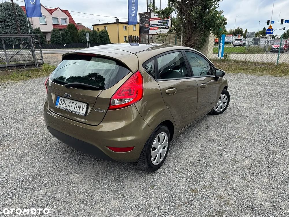 Ford Fiesta - 11
